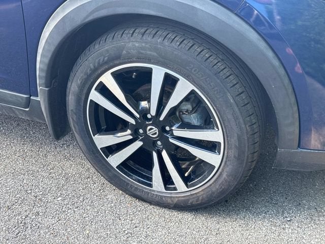 2019 Nissan Kicks SR