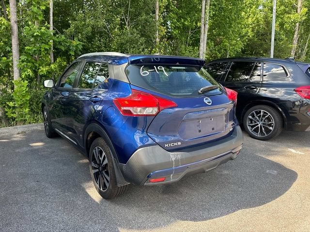 2019 Nissan Kicks SR