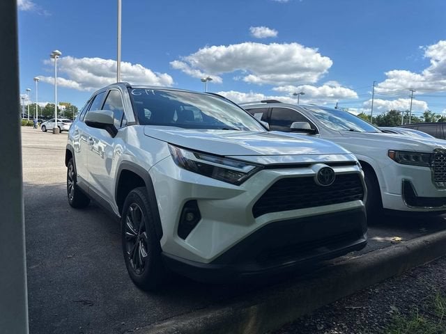 2022 Toyota RAV4 Hybrid XLE Premium