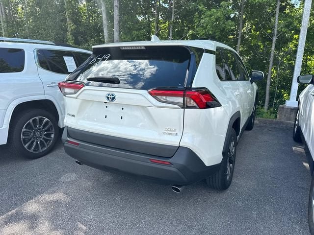 2022 Toyota RAV4 Hybrid XLE Premium