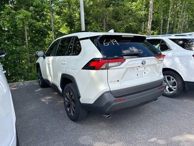 2022 Toyota RAV4 Hybrid XLE Premium