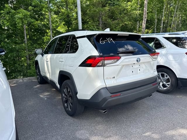 2022 Toyota RAV4 Hybrid XLE Premium