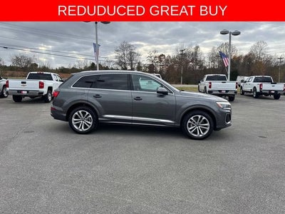 2025 Audi Q7 Premium Plus