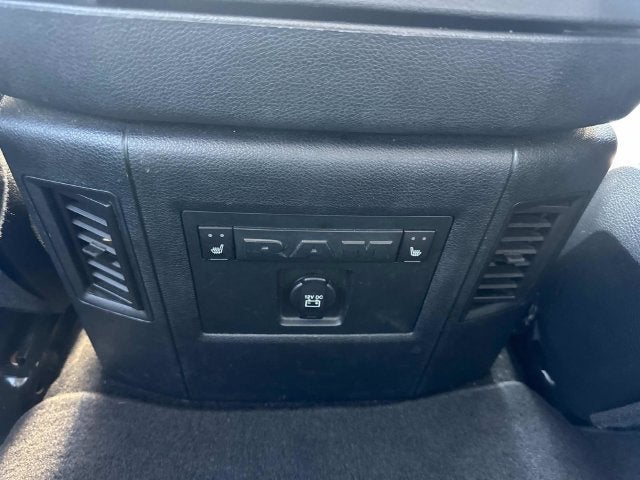 2017 RAM 1500 Laramie Crew Cab 4x4 5'7" Box