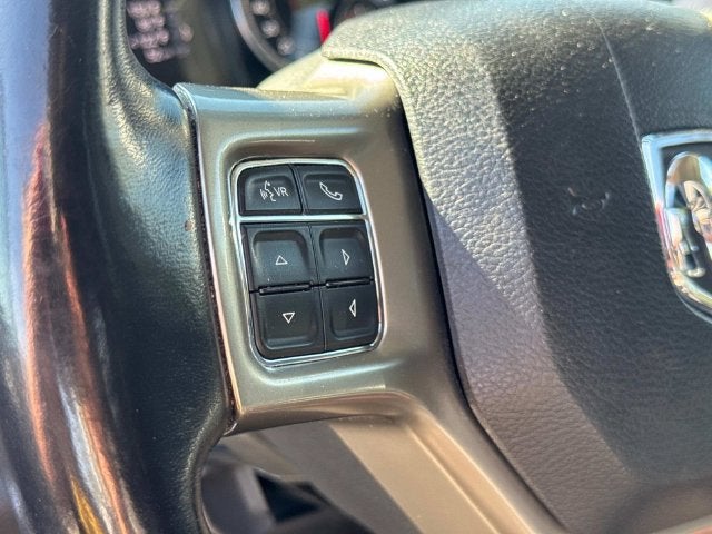 2017 RAM 1500 Laramie Crew Cab 4x4 5'7" Box