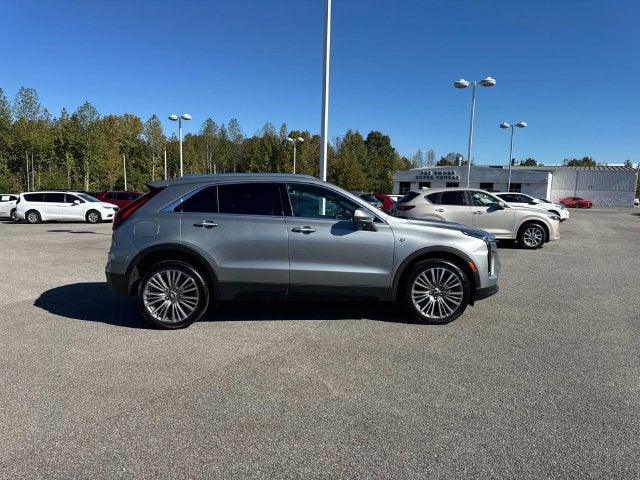 2025 Cadillac XT4 Premium Luxury