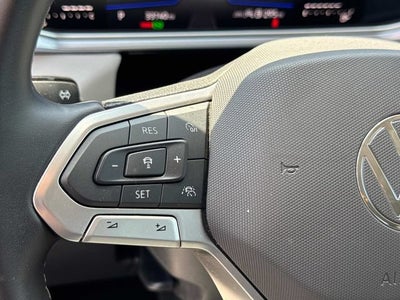 2025 Volkswagen Taos SE