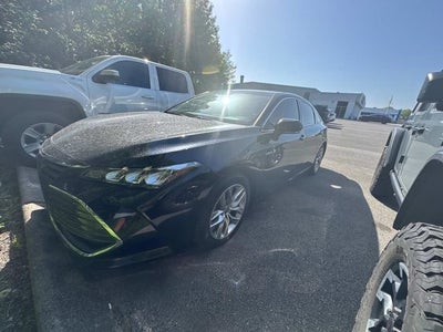 2021 Toyota Avalon XLE Hybrid