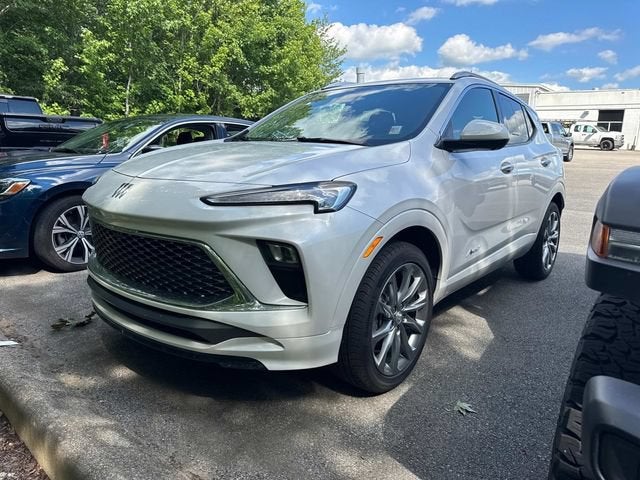 2024 Buick Encore GX Avenir