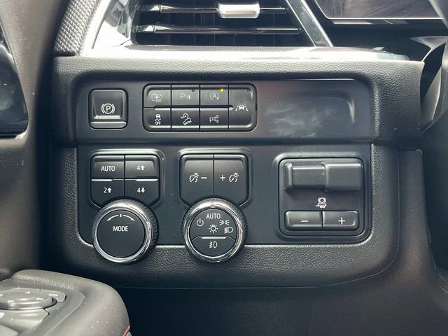 2025 Chevrolet Tahoe RST