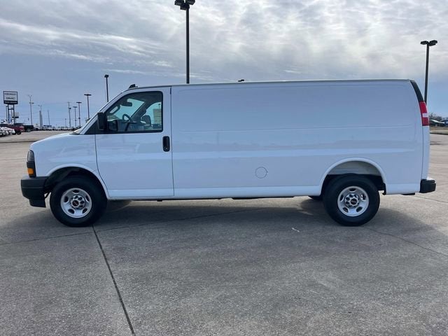 2025 GMC Savana Cargo Work Van