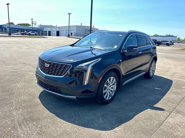 2023 Cadillac XT4 Premium Luxury