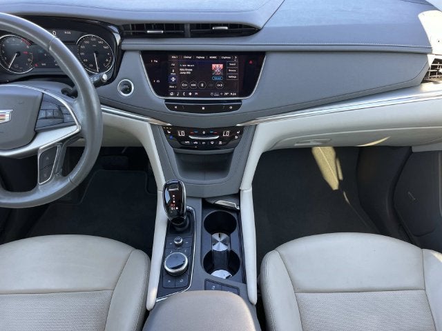 2021 Cadillac XT5 FWD Premium Luxury