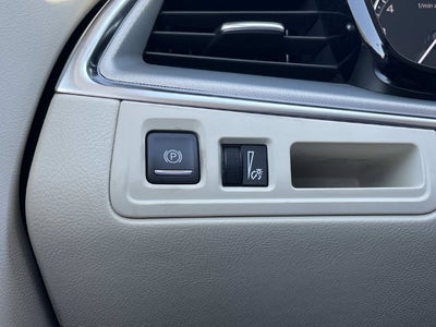 2021 Cadillac XT5 FWD Premium Luxury