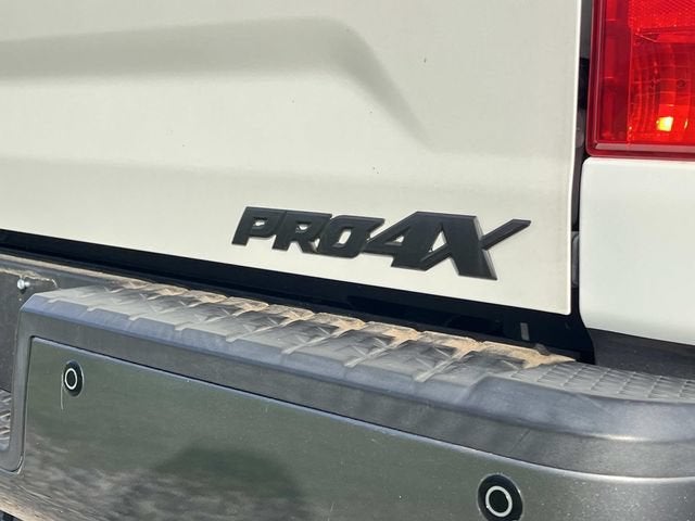 2017 Nissan TITAN PRO-4X