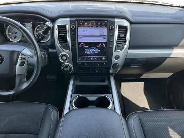 2017 Nissan TITAN PRO-4X