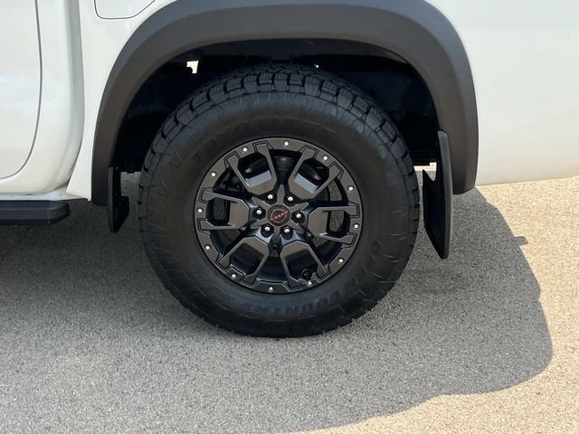 2022 Nissan Frontier Crew Cab PRO-X 4x2