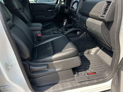 2022 Nissan Frontier Crew Cab PRO-X 4x2