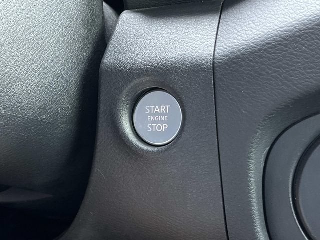 2022 Nissan Frontier Crew Cab PRO-X 4x2