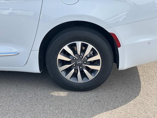 2022 Chrysler Pacifica Hybrid Limited