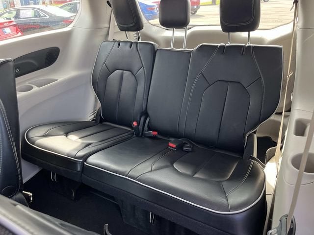 2022 Chrysler Pacifica Hybrid Limited