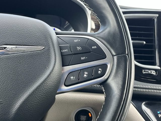 2022 Chrysler Pacifica Hybrid Limited