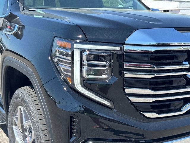 2026 GMC Sierra 1500 SLT - Photo 10