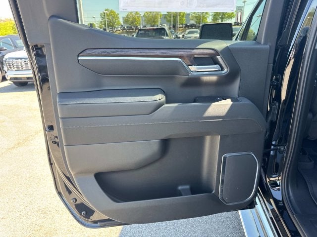 2026 GMC Sierra 1500 SLT - Photo 14