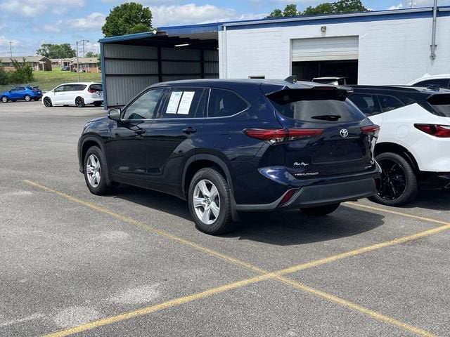 2022 Toyota Highlander LE