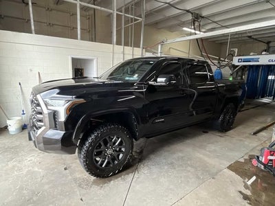 2023 Toyota Tundra Hybrid Platinum