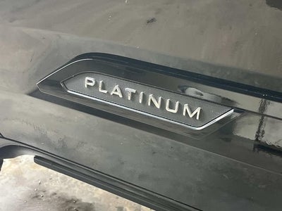 2023 Toyota Tundra Hybrid Platinum