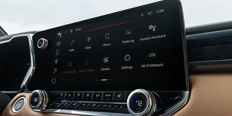 2026 GMCCanyon Elevation touchscreen